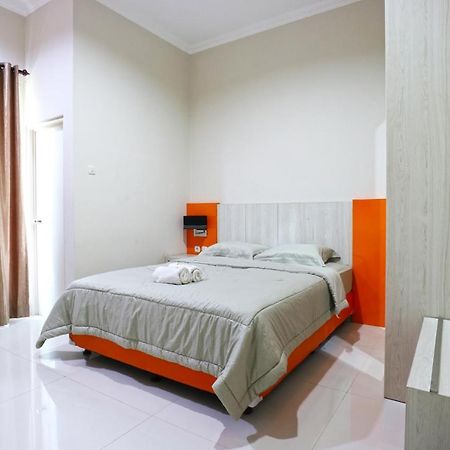 Velozip Kos Exclusive Daire Surabaya Dış mekan fotoğraf
