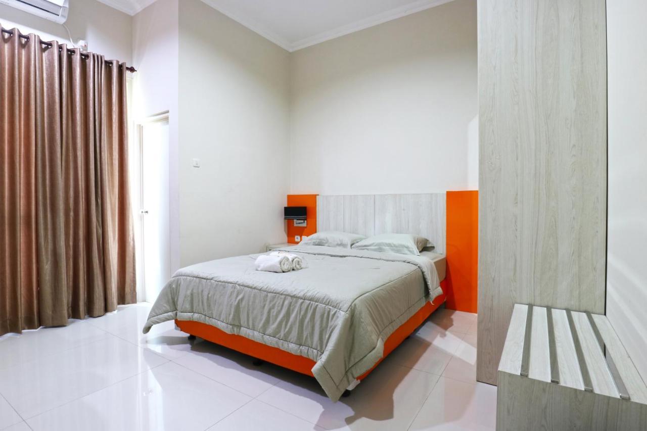 Velozip Kos Exclusive Daire Surabaya Dış mekan fotoğraf
