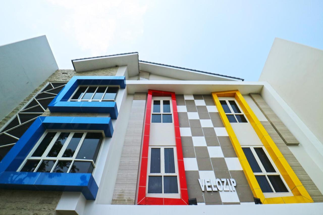 Velozip Kos Exclusive Daire Surabaya Dış mekan fotoğraf