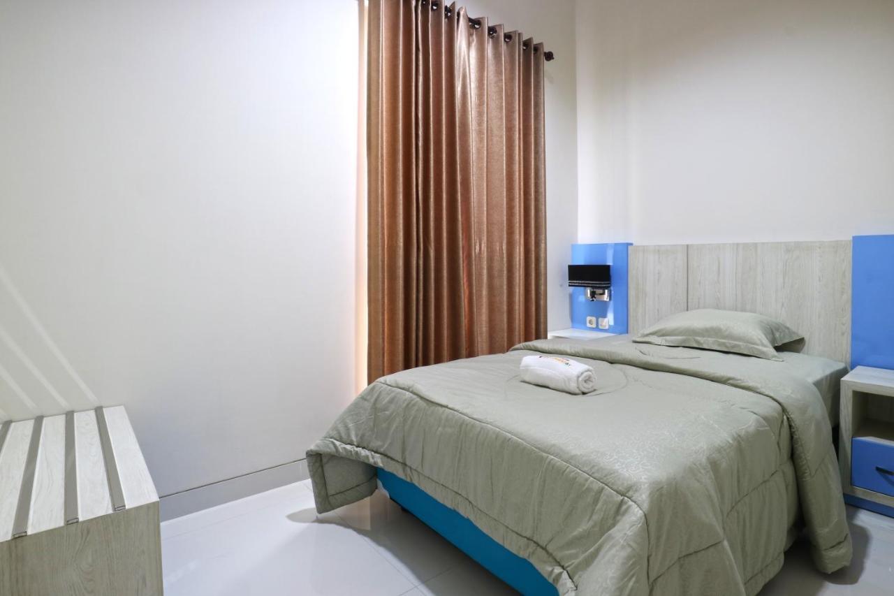Velozip Kos Exclusive Daire Surabaya Dış mekan fotoğraf