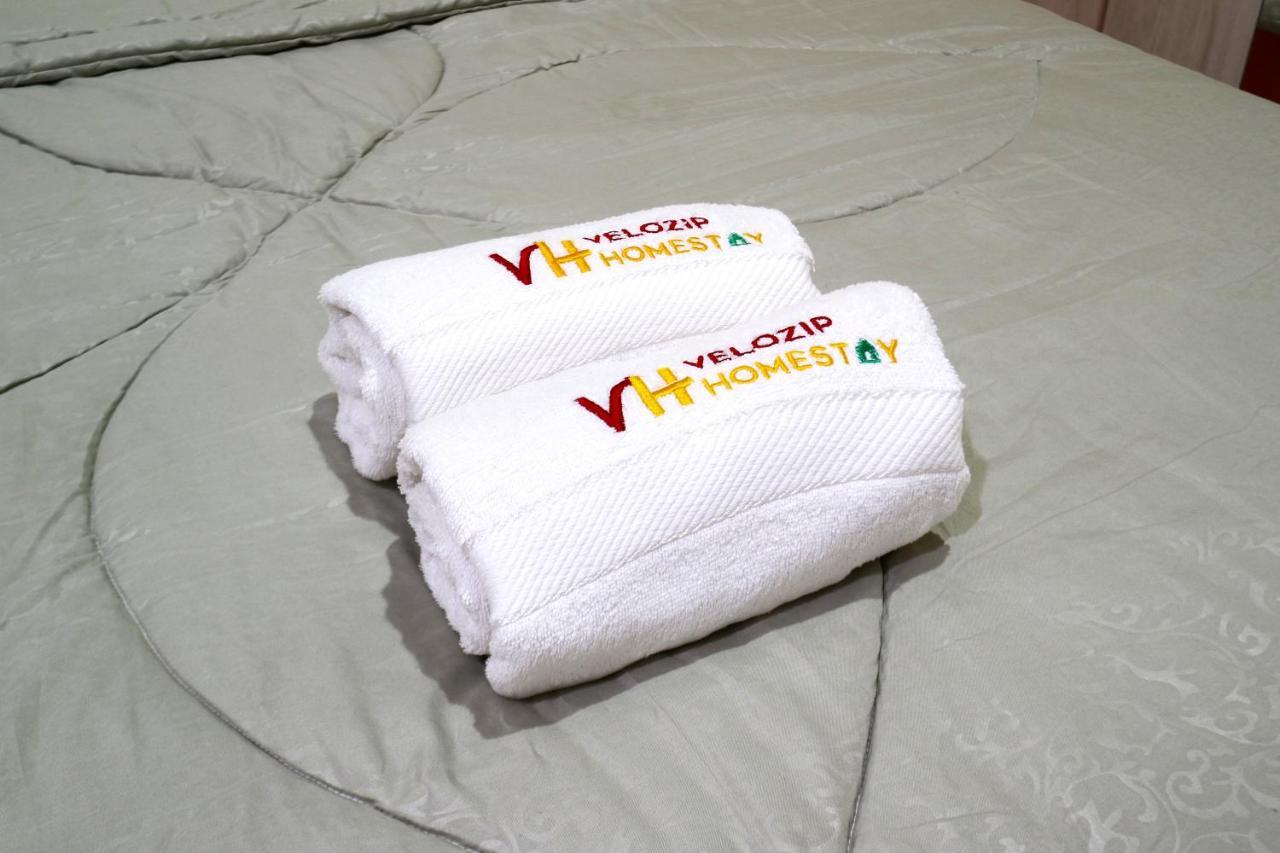 Velozip Kos Exclusive Daire Surabaya Dış mekan fotoğraf
